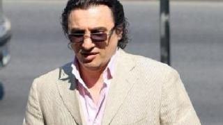Скандална версия: Килъри на Сретан Йосич гръмнали таксиджията Бобъра в София