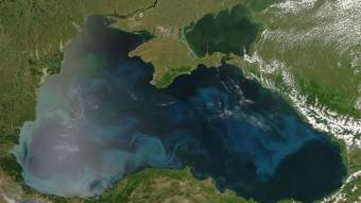  Камбоджански кораб с украински екипаж потъна на път от Русия за Турция