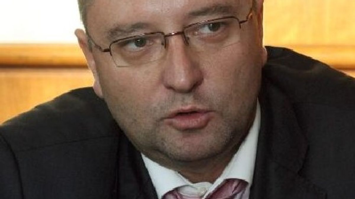 Шефът на спецсъда се извини на журналистите