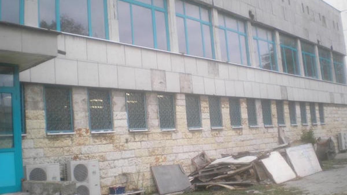 Втора фабрика в Бургас фалира, искат за нея 2 млн. лева