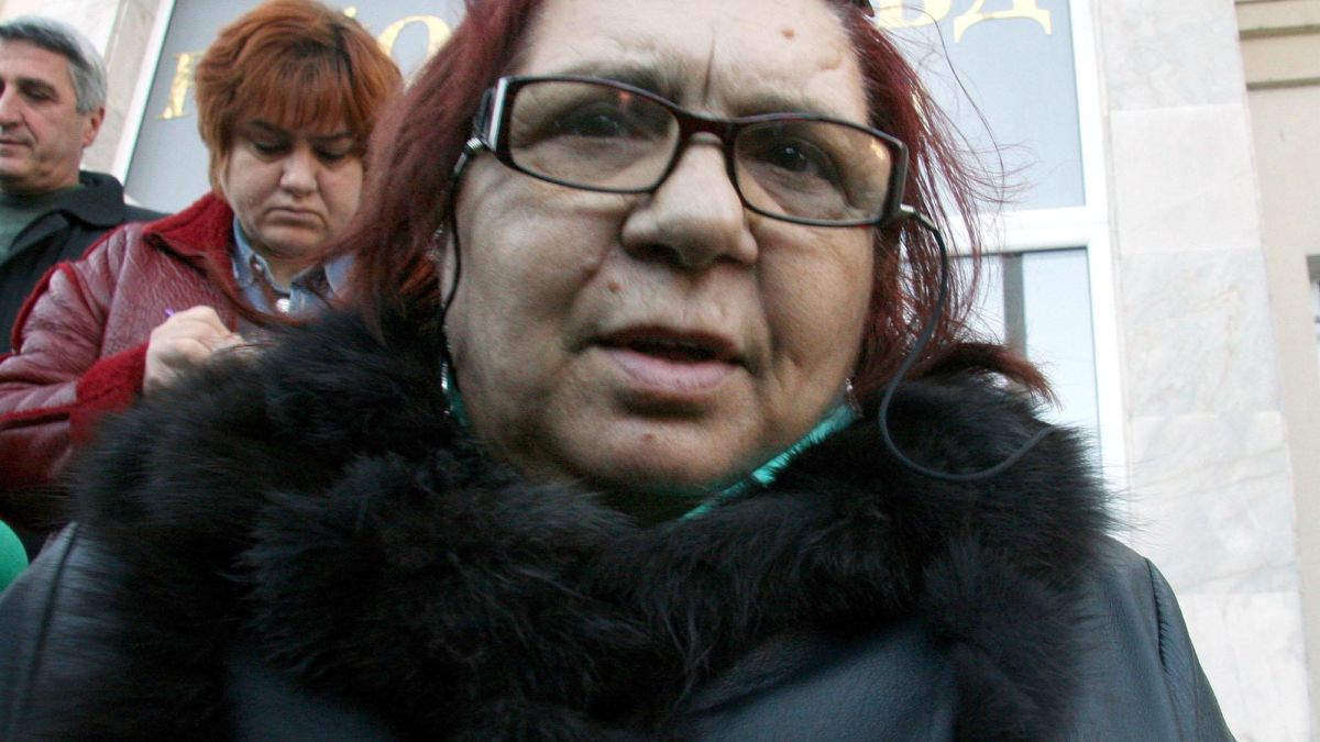 Костадинка Рашкова: Не съм обиждала футболните фенове – все пак синът ми е от “Ботев”!