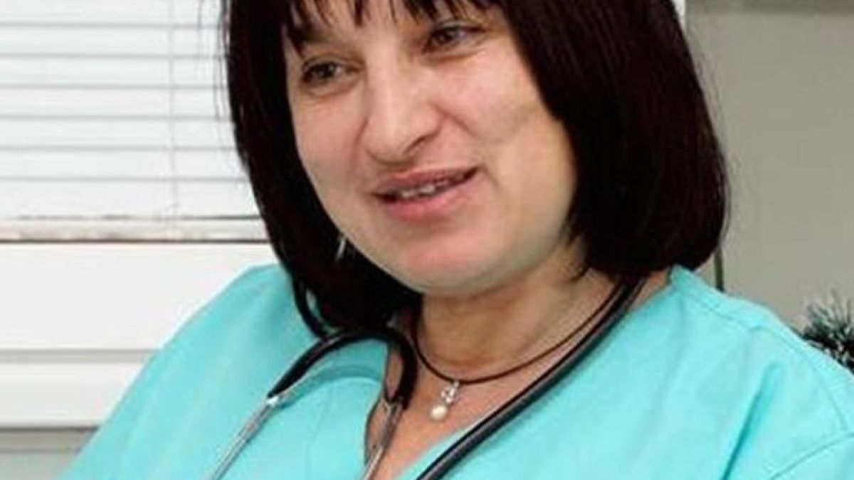 Сестрата на Бойко вече чете вестници и гледа TV