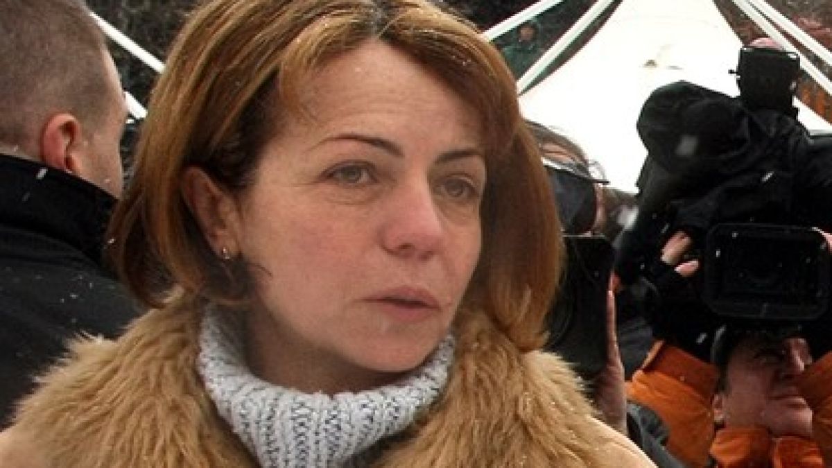 Фандъкова: Не можем да очакваме да видим асфалт, докато има обилен снеговалеж
