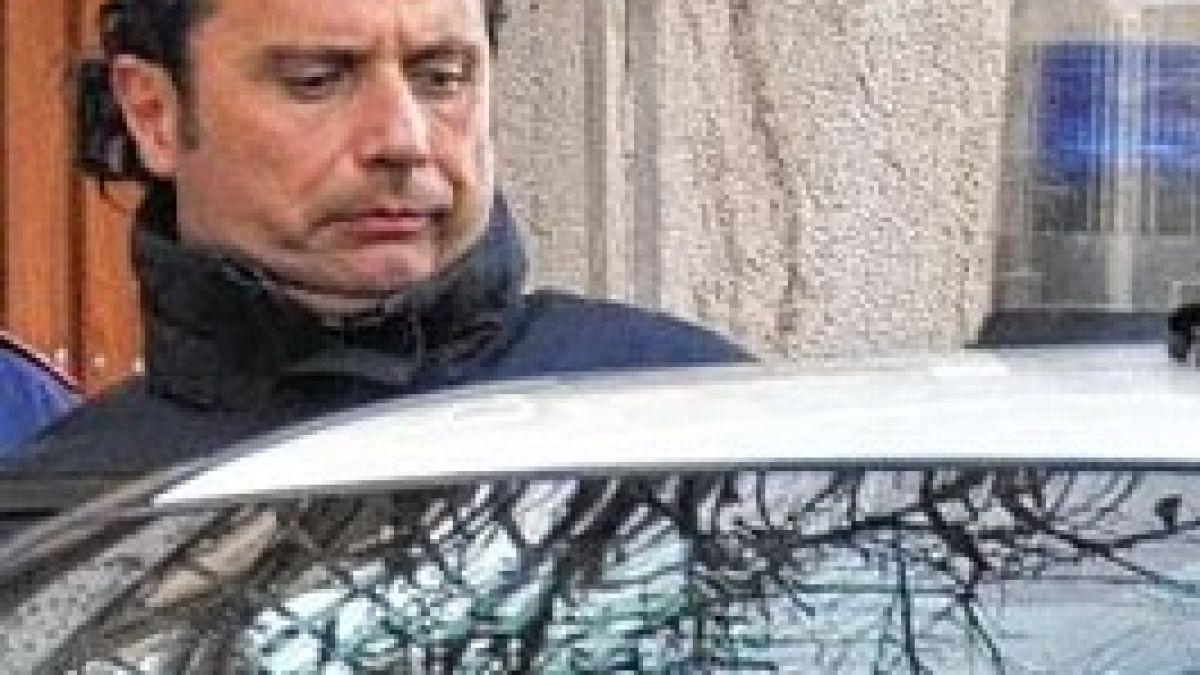 Капитанът на "Коста Конкордия" в затвора за 2500 години?