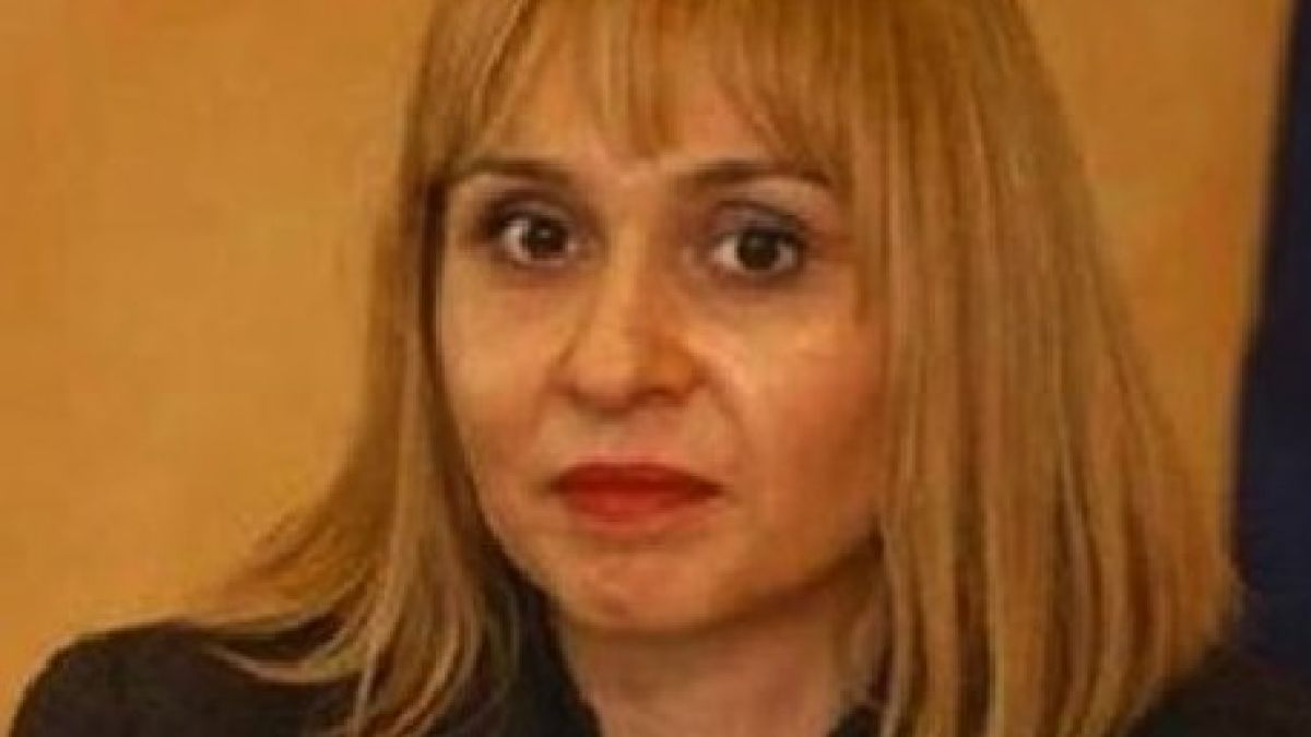 Министър Ковачева за доклада: Не е шамар, а оценка