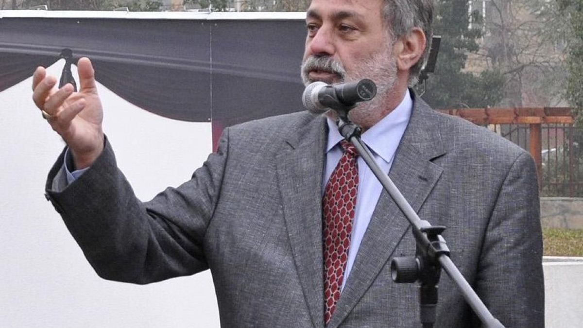 Кметът на Хасково пред БЛИЦ: Бивш арендатор на язовир "Елена" всява паника!