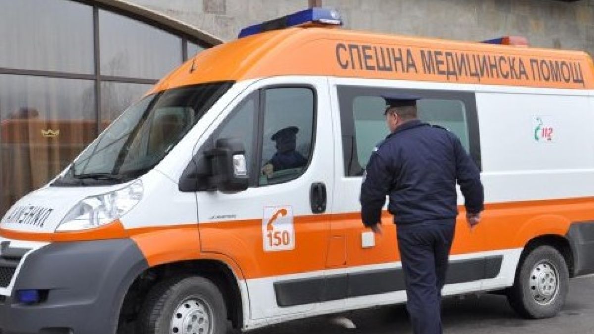 Бебе умря от глад и пневмония