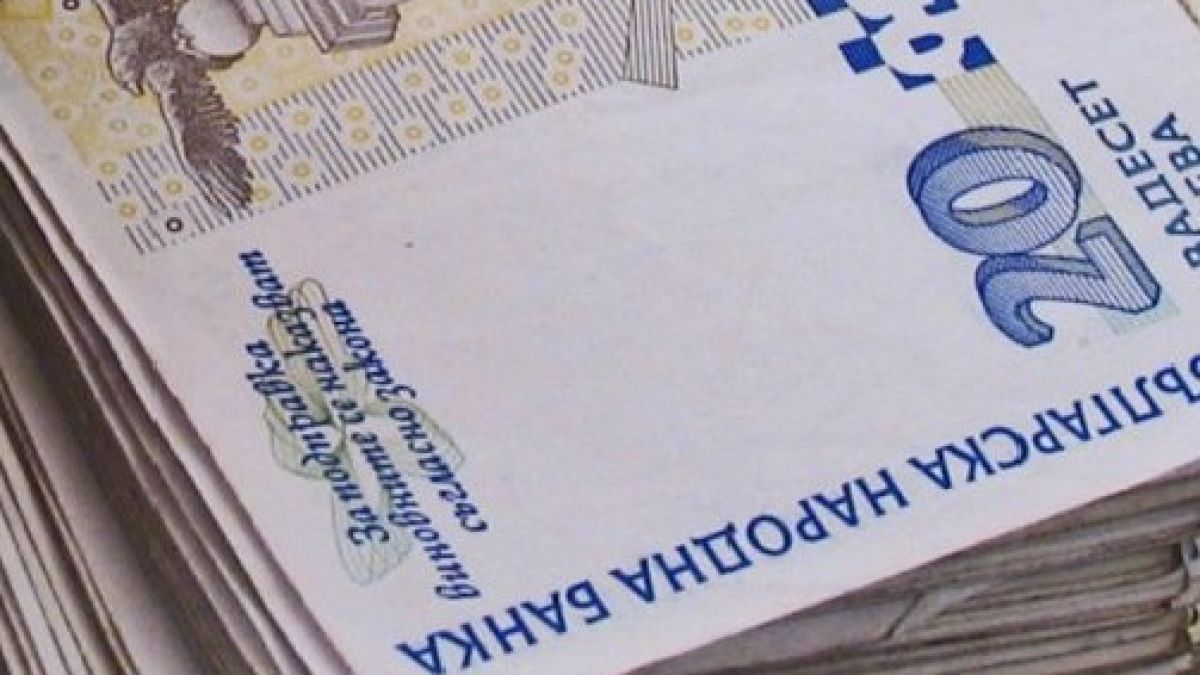 Мъжете над 40 първи по борчове