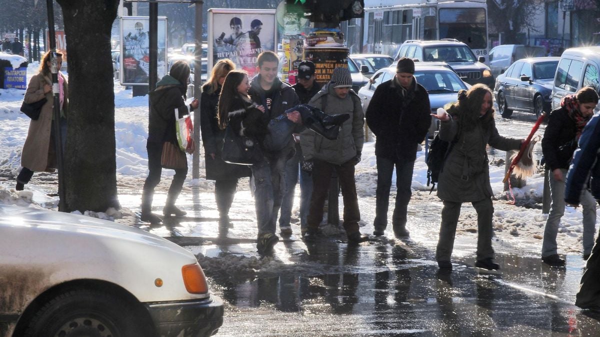 Размразяваме се на 25 февруари