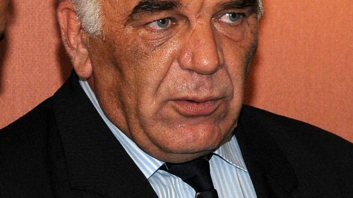 Глоба до 5000 лева грози Ваньо Танов