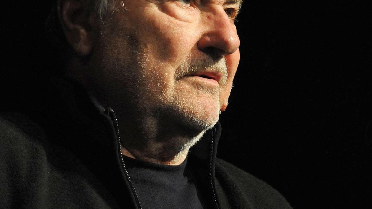 “Седем часа разлика” унижават Васил Михайлов