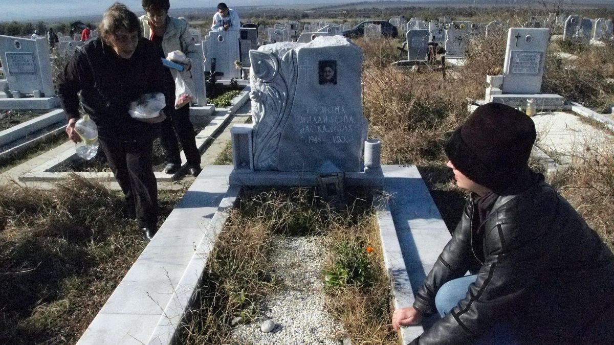 Задушница е 
