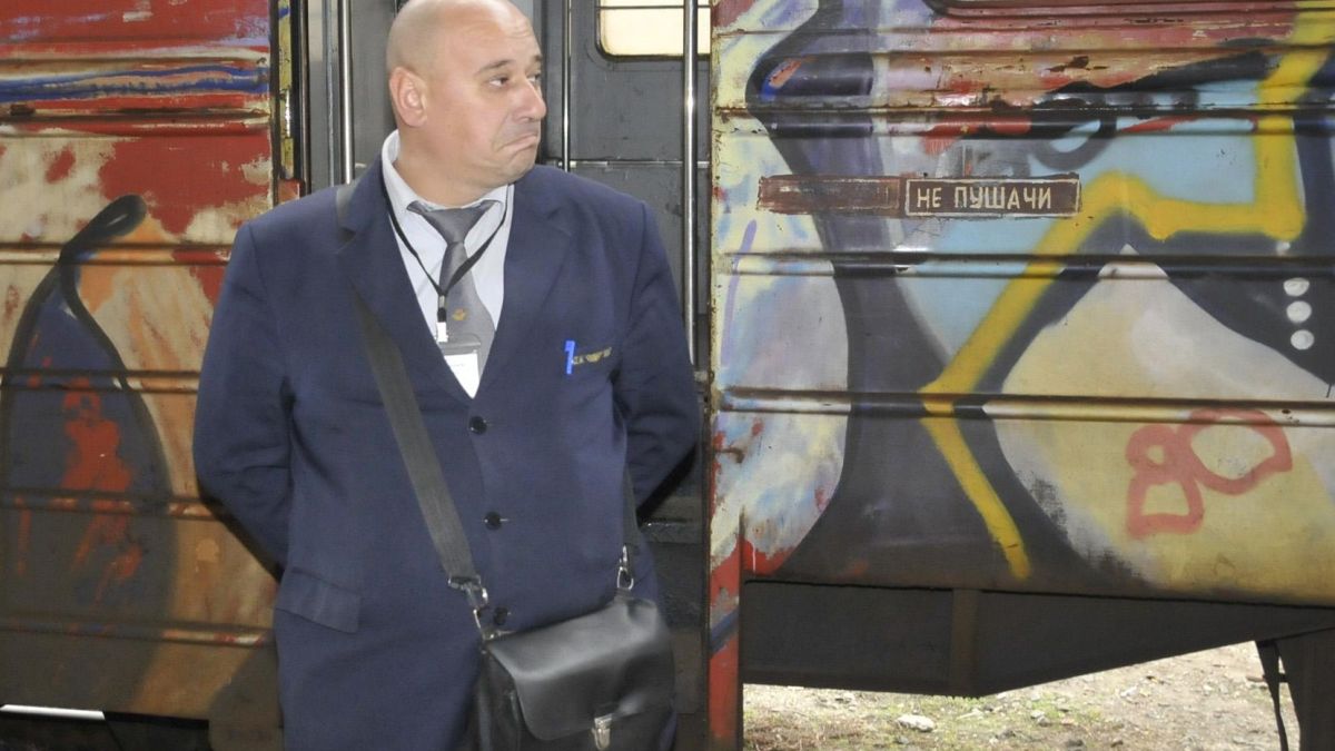 Абсурд! Влакът София-Видин не тръгна, нямало локомотив