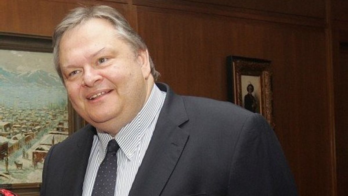 Гърците приеха закон за замяната на дълга