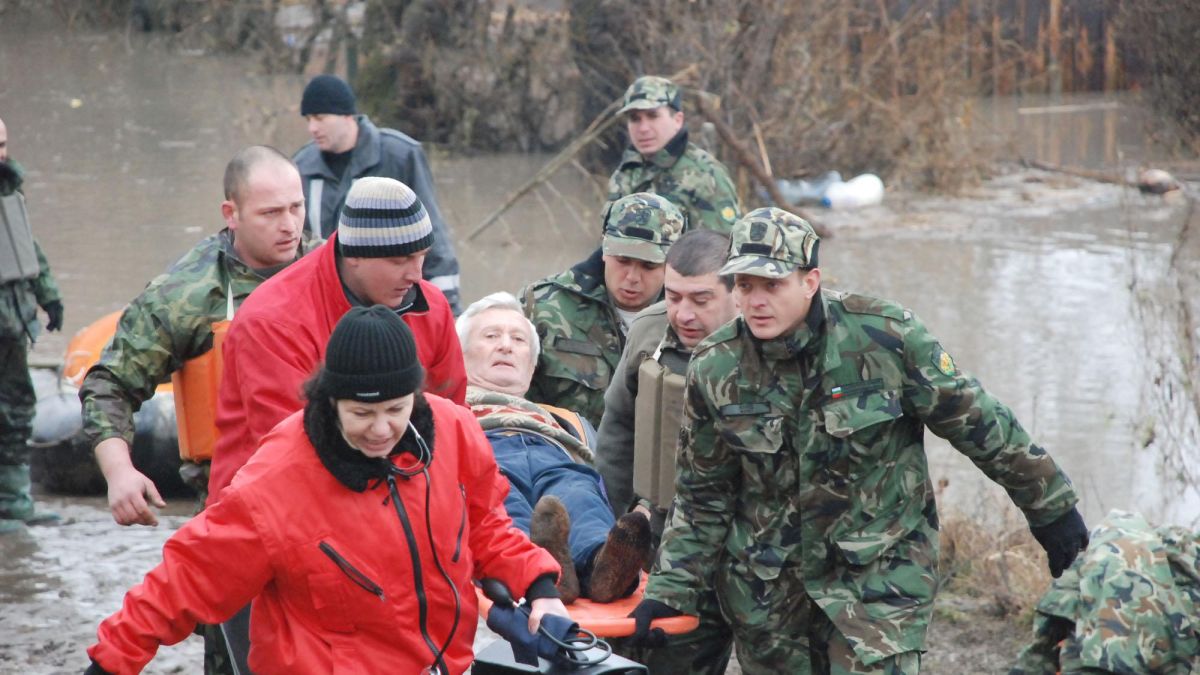 Хората от Бисер имали един час да се спасят