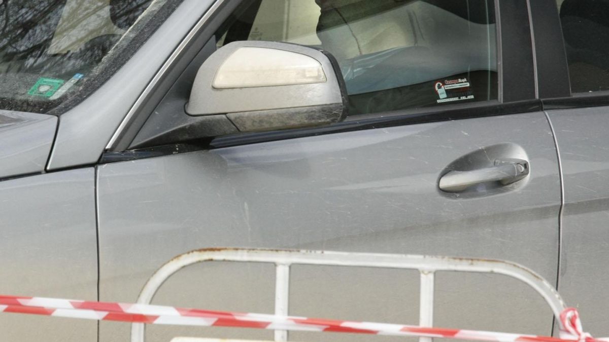 Полицай си пусна куршум в главата