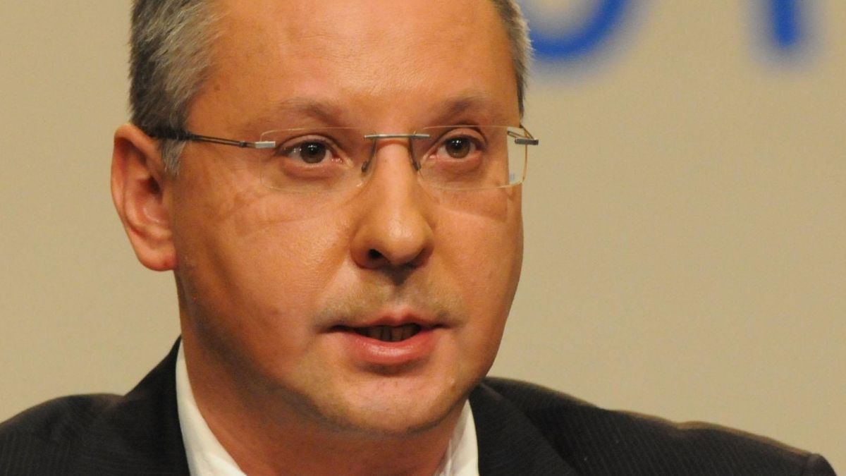 Станишев: Пенсионерите да връщат ли пенсиите си?