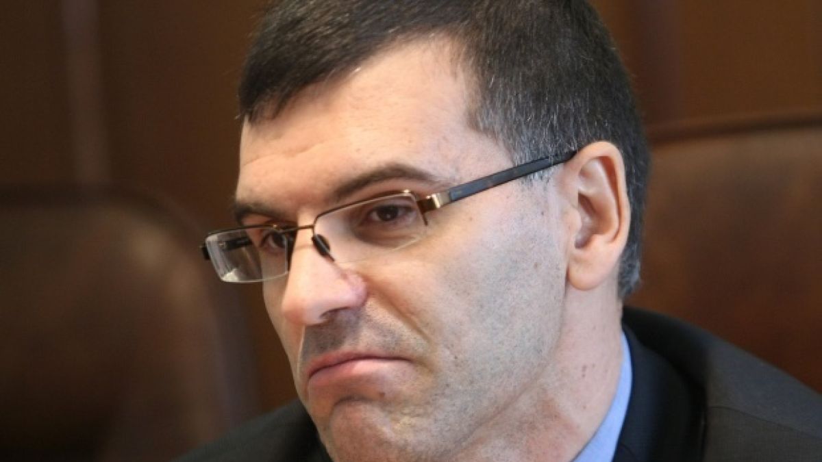 Дянков пак ще сваля ДДС