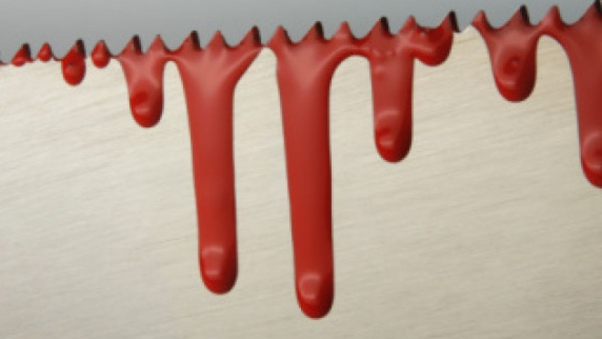 Мъж си отряза крака, не искал да работи