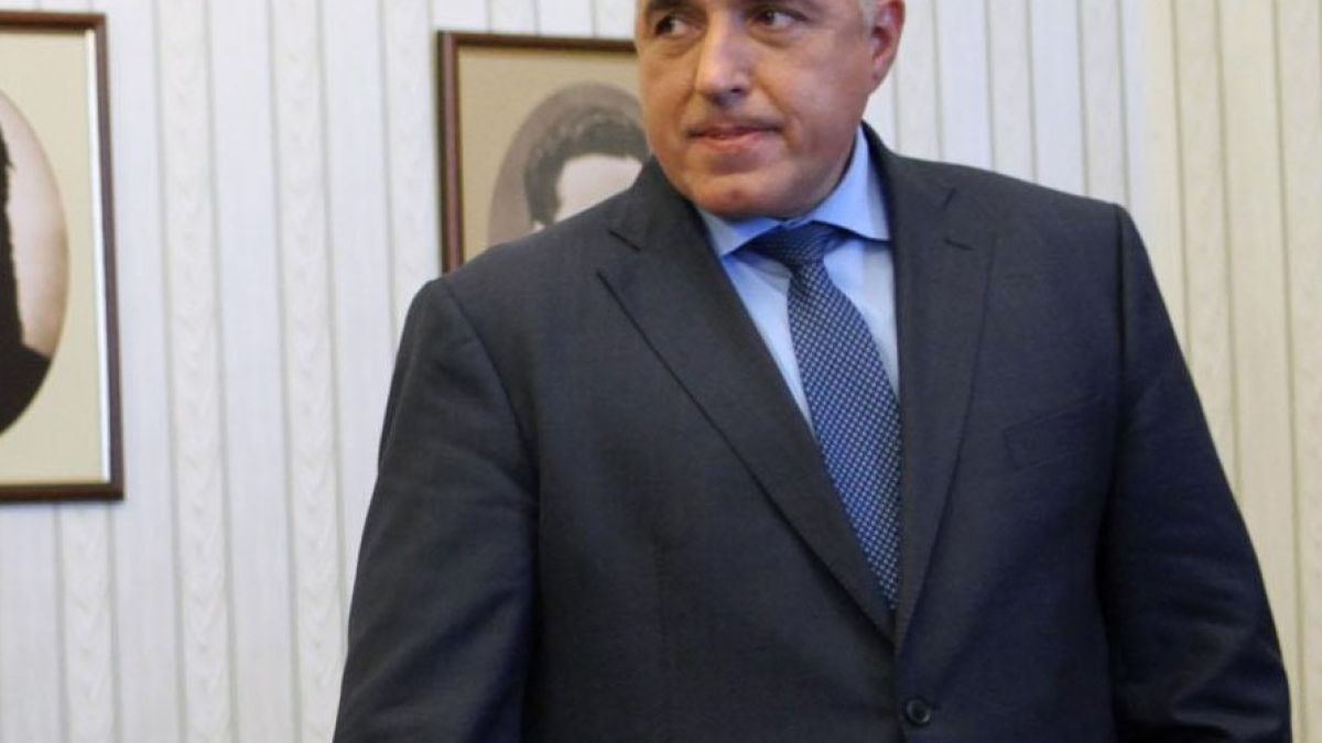 Металурзите в Кърджали: Бойко е Господ!