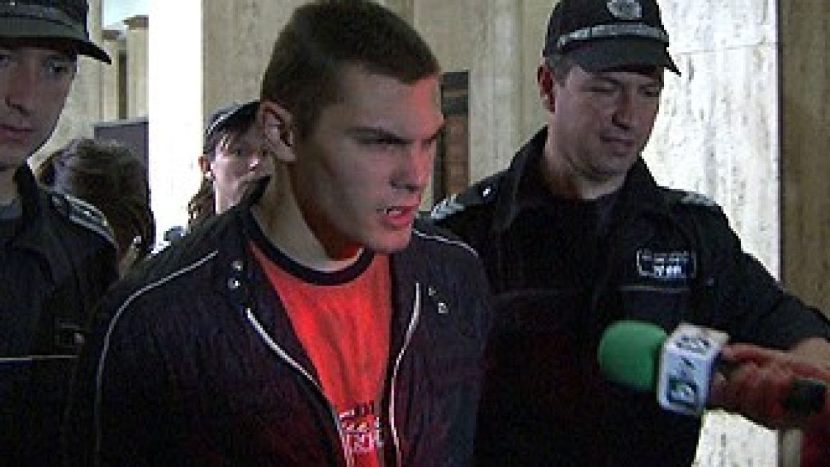 Пращат на съд касапите на Севиля
