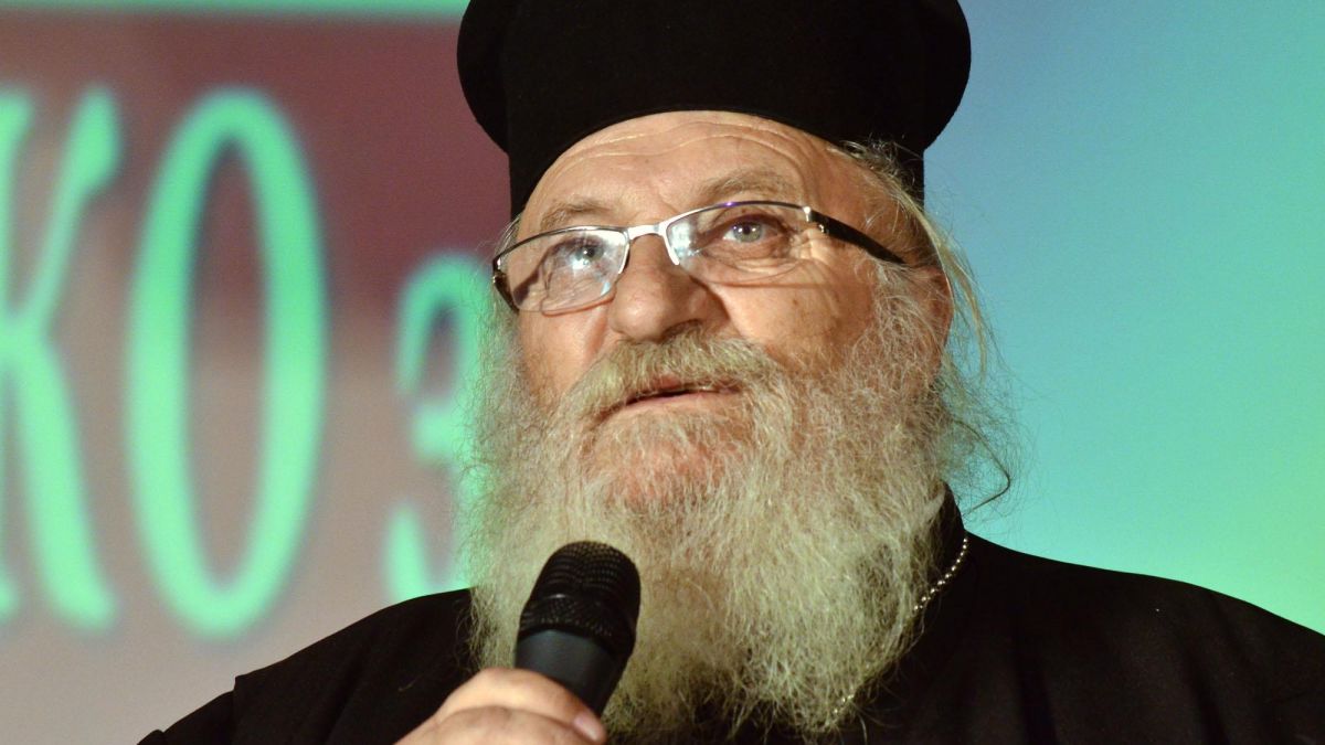 Отец Иван набира средства за нов приют