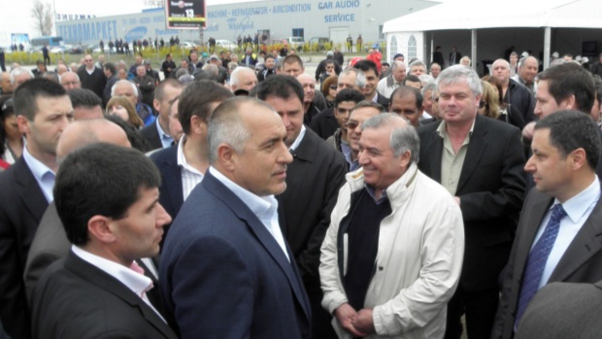 Гърци искат премиер като Борисов