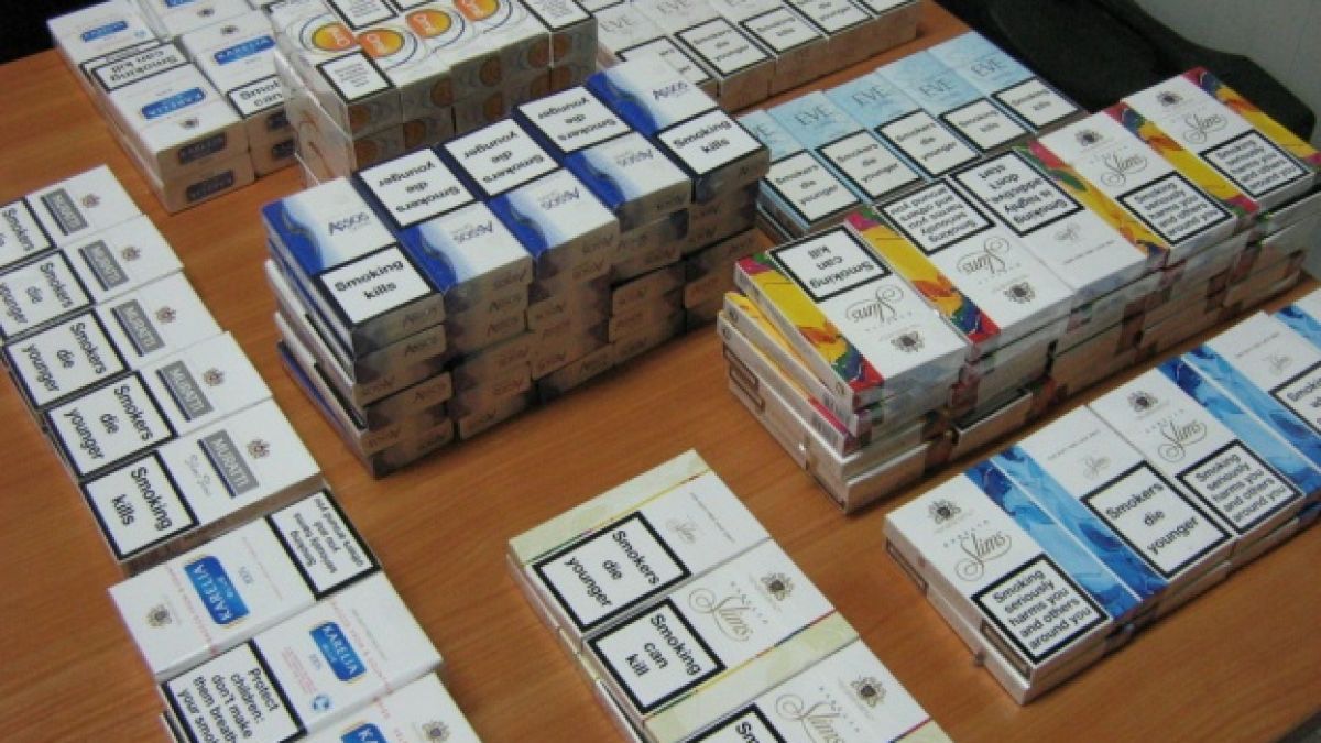 Задържаха 3750 кутии нелегални цигари 