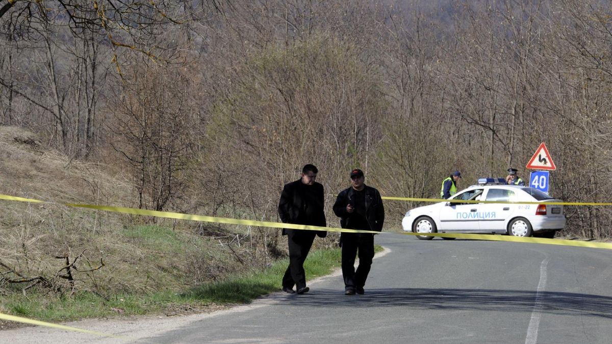 Инкасовата кола заснета от тв камери в Севлиево