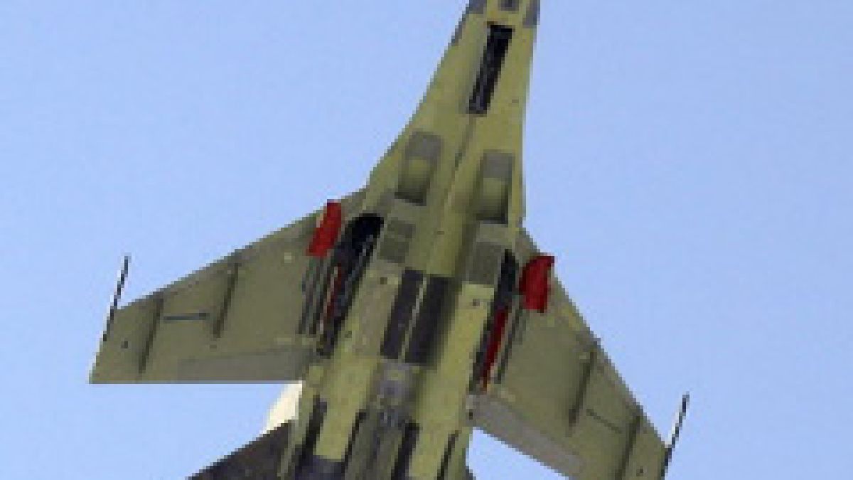 Компания „Сухой”: Су-35 превъзхожда F-35 и Rafale, съперничи му само F-22A Raptor (ВИДЕО)