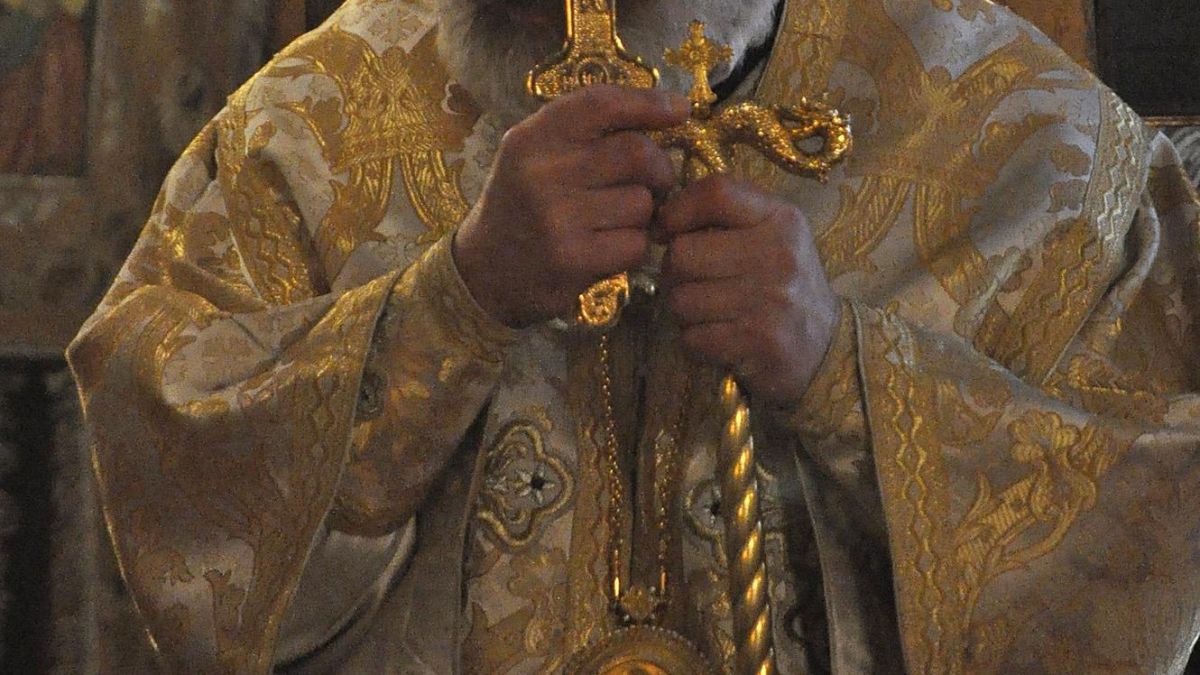 Чудо под липите - светена вода бликна изпод църква
