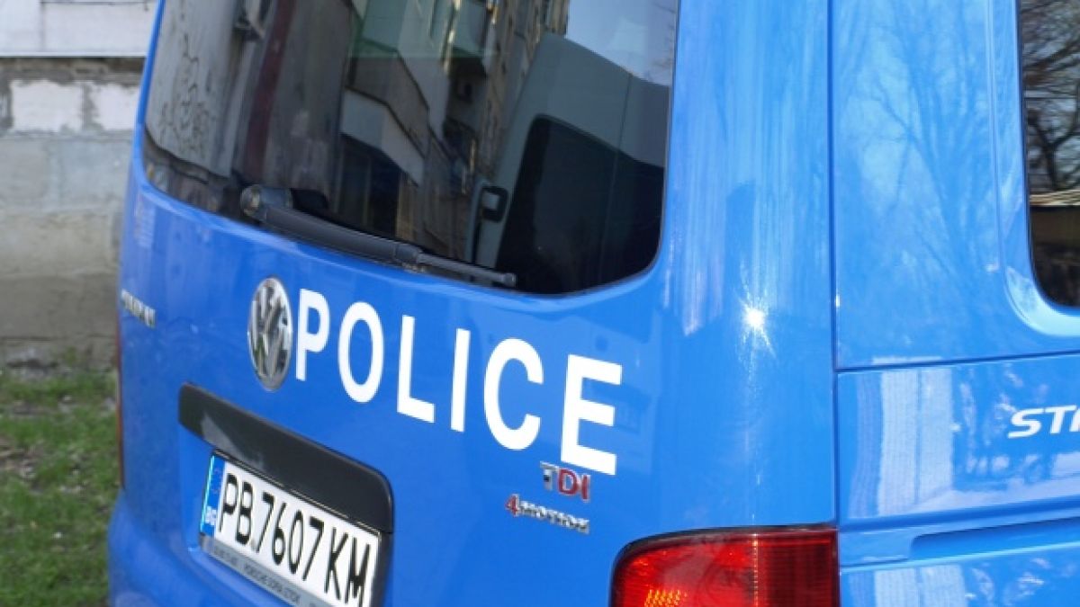 Трима ръгали Илия в Правище, докато умре!