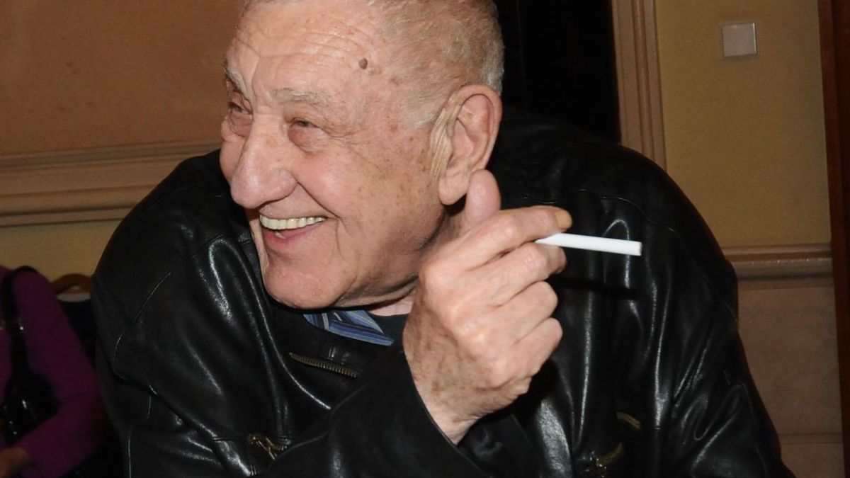 Почина Хачо Бояджиев