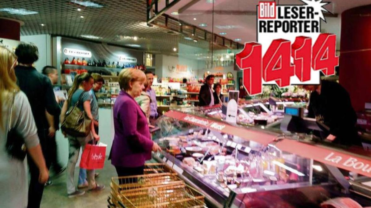 Ангела Меркел чака на опашка в супермаркет 