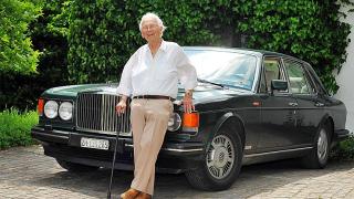 Умря легендарен актьор, женен за невръстната си племеница