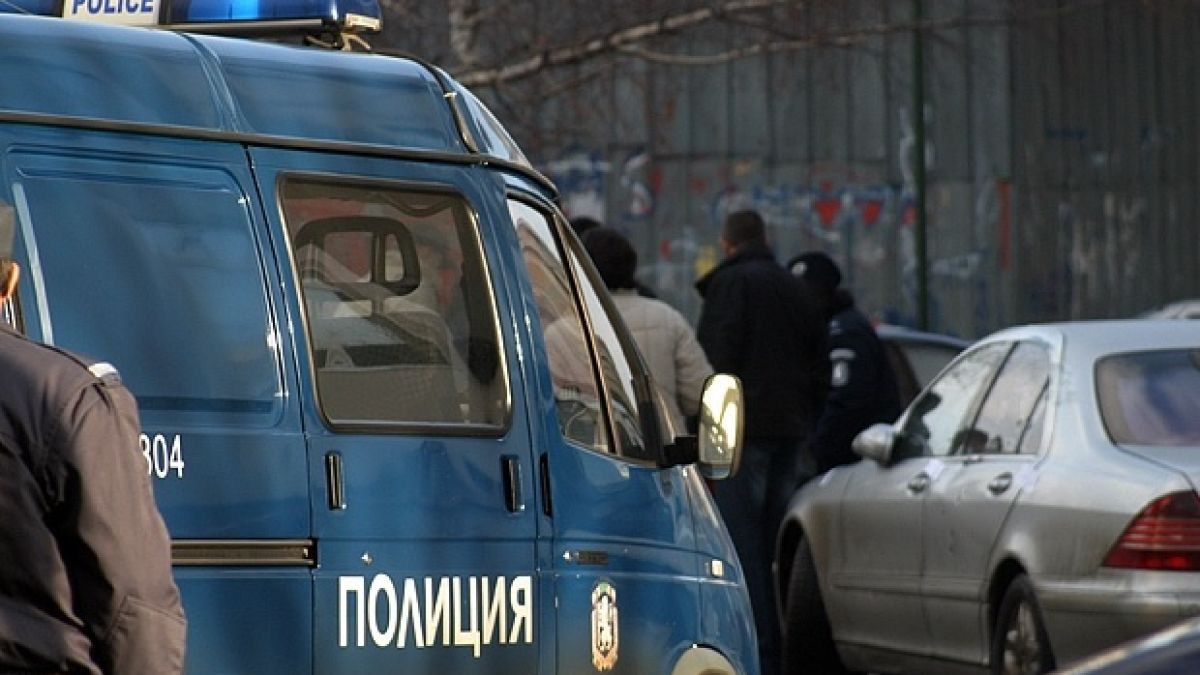 Взриви се мандра в Дряново 