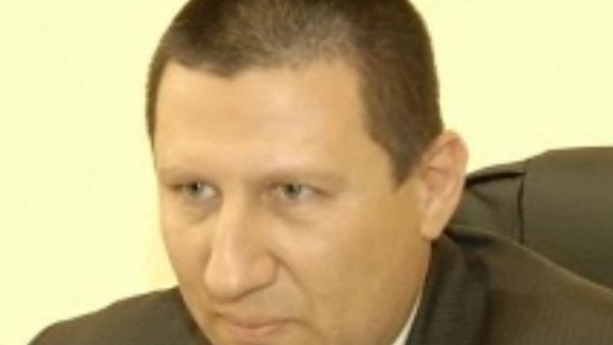 Събирачи на дългове към 13-годишно дете: Марш на магистралата, за да работиш за нас!