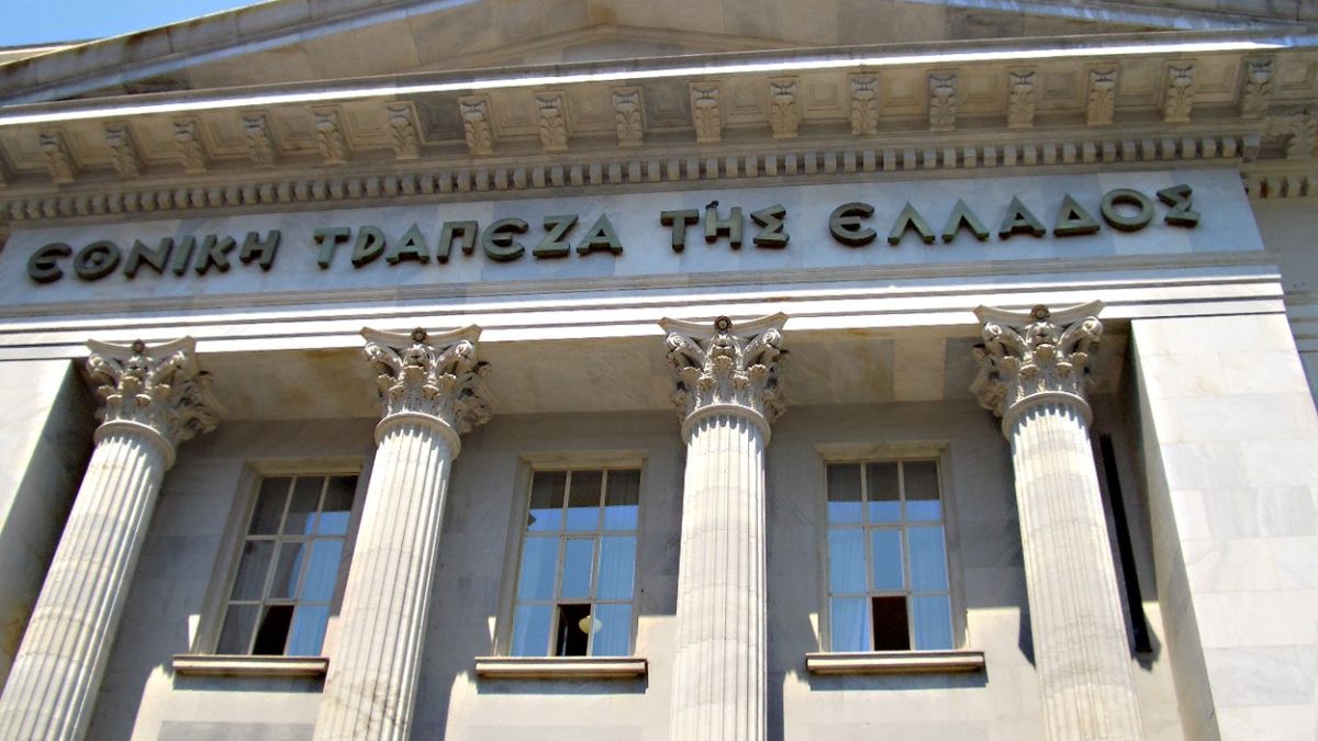 700 хил. евро изтеглиха гърците от банките