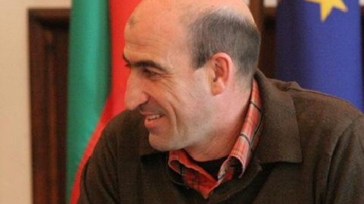 3 години условно за Йордан Лечков