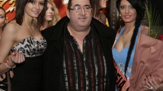 Митьо Пищова пръсна 10 бона за ЧРД с трюфели, омари, сьомга и разголени миски