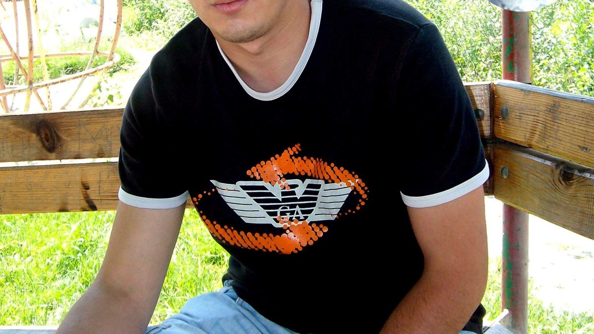 Екслюбовникът на пощенската шефка: Даваше ми отзад, отпред, задни прашки и орална любов с гълтане