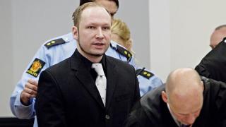 "Давам последен шанс да ме помилвате": Терористът, убил 77 души в Норвегия, поиска предсрочно освобождаване