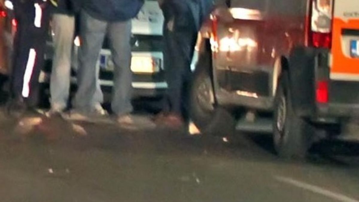 Ексклузивно в БЛИЦ: БМВ се блъсна в линейка, пострадала е бременна жена