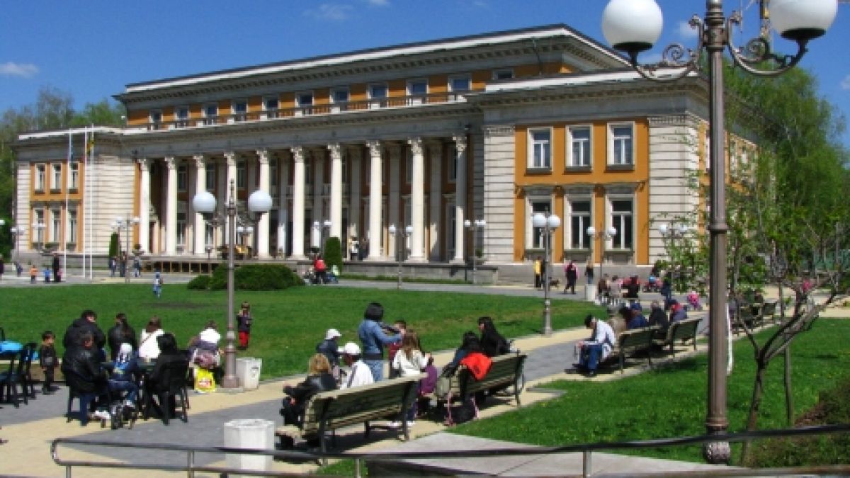 Последен срок за помощи в Перник 