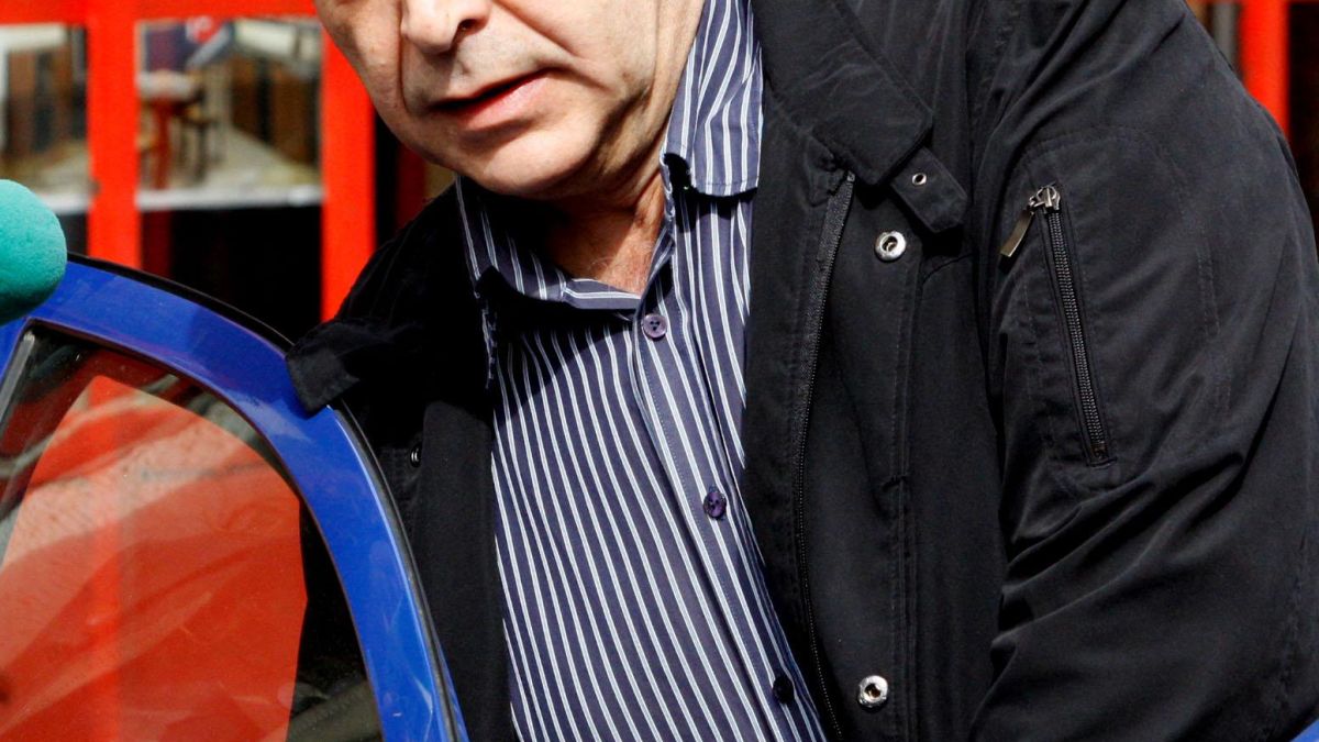 Отрязаха Паскалев от проект за половин милион