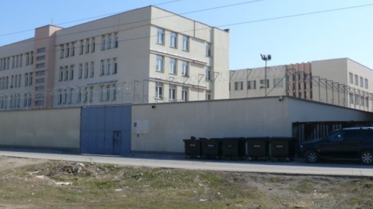 Чужденците се бунтуват в Бусманци, искат в Гърция