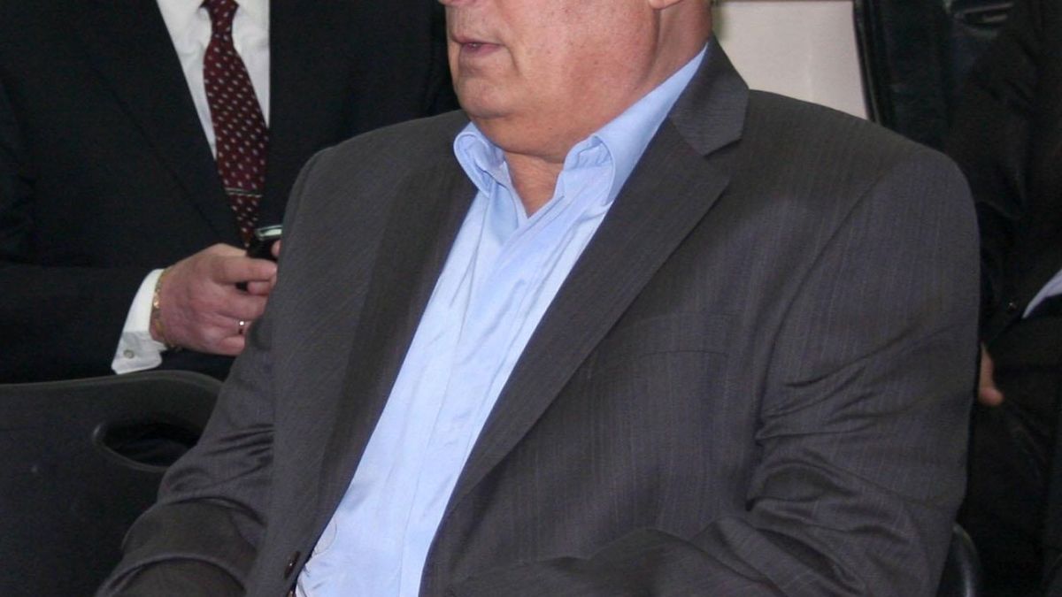 Намалиха присъдата на цар Киро 