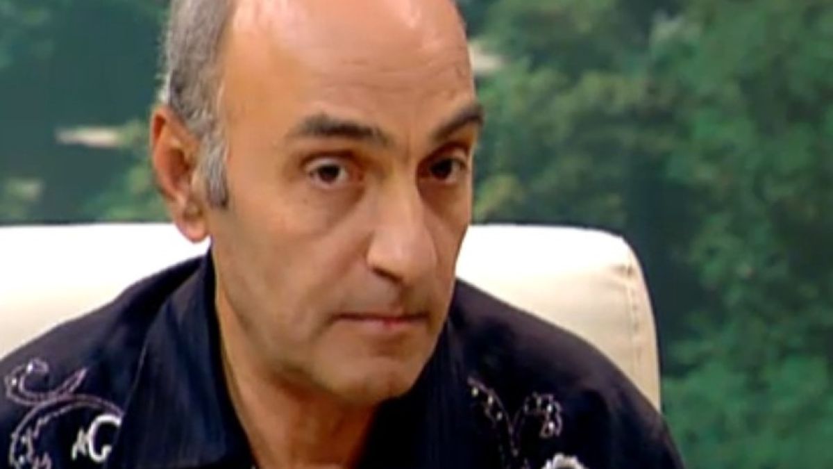 Трайчо Талисмана пази перуката на Емил Димитров 