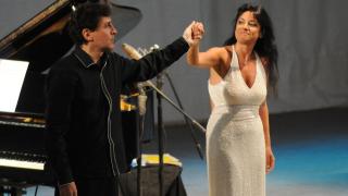 Александрина Пендачанска с "Аполон Токсофорос 2012"