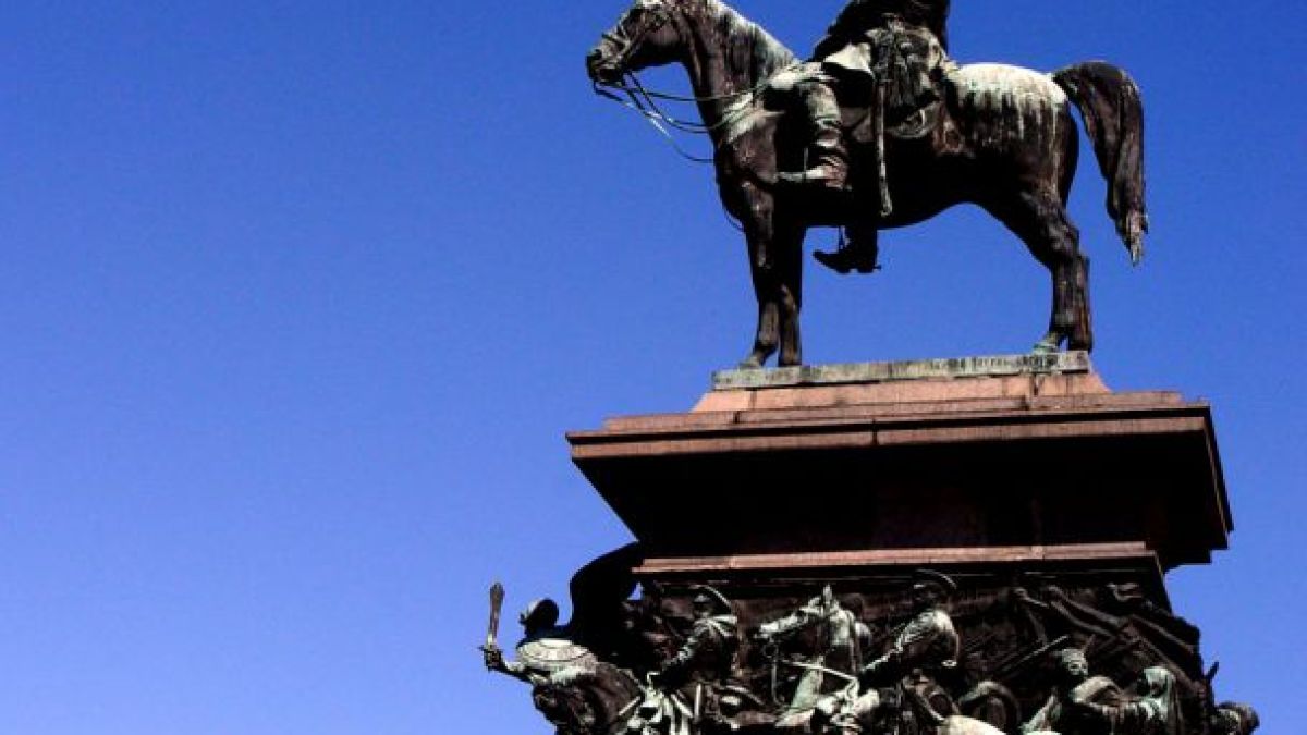 Цар Освободител се връща на черен кон